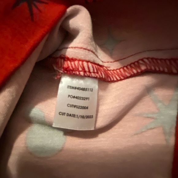 Plus size women’s 3x torrid Disney shorts red with black Mickey ears - Picture 9 of 14